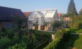 Das Gewächshaus ist fertig